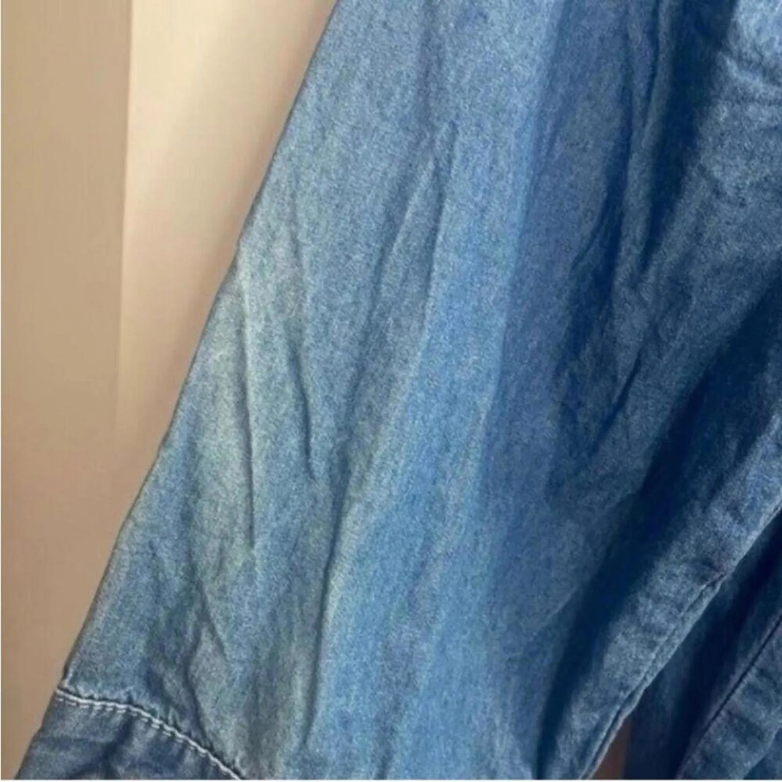 Blair 100% cotton denim chambray button up top blouse - Image 5