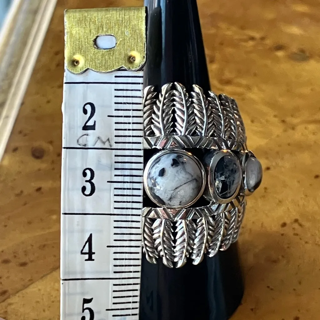 White Buffalo Turquoise Sterling Silver Feather Ring Size 9 Black - Image 7