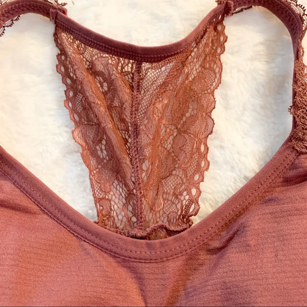 Laura Ashley Mauve Pink Lace Racerback Bralette Size Medium Wireless Comfort - Image 2