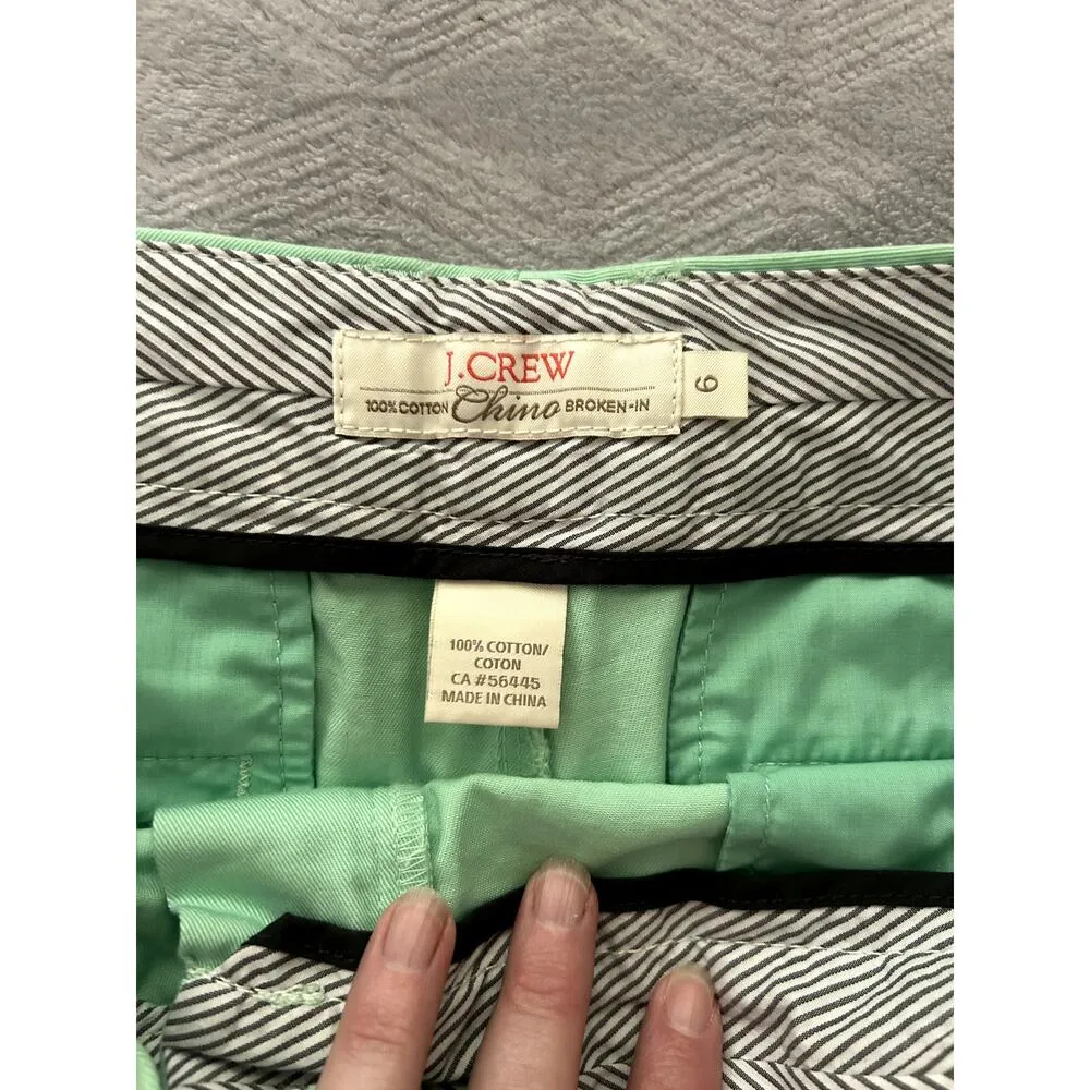 J CREW Size 6 Light Green Chino Short - Image 2