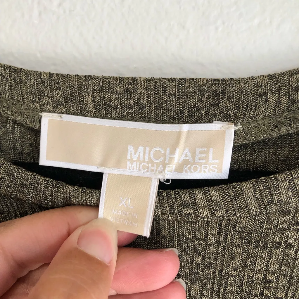 Michael Kors tie top size xl shimmery - Image 5