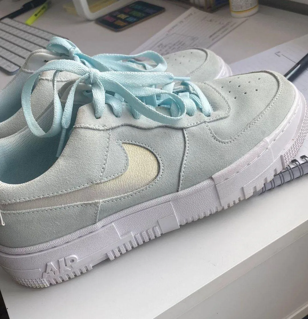 Nike Air Force 1 Pixel - Image 3