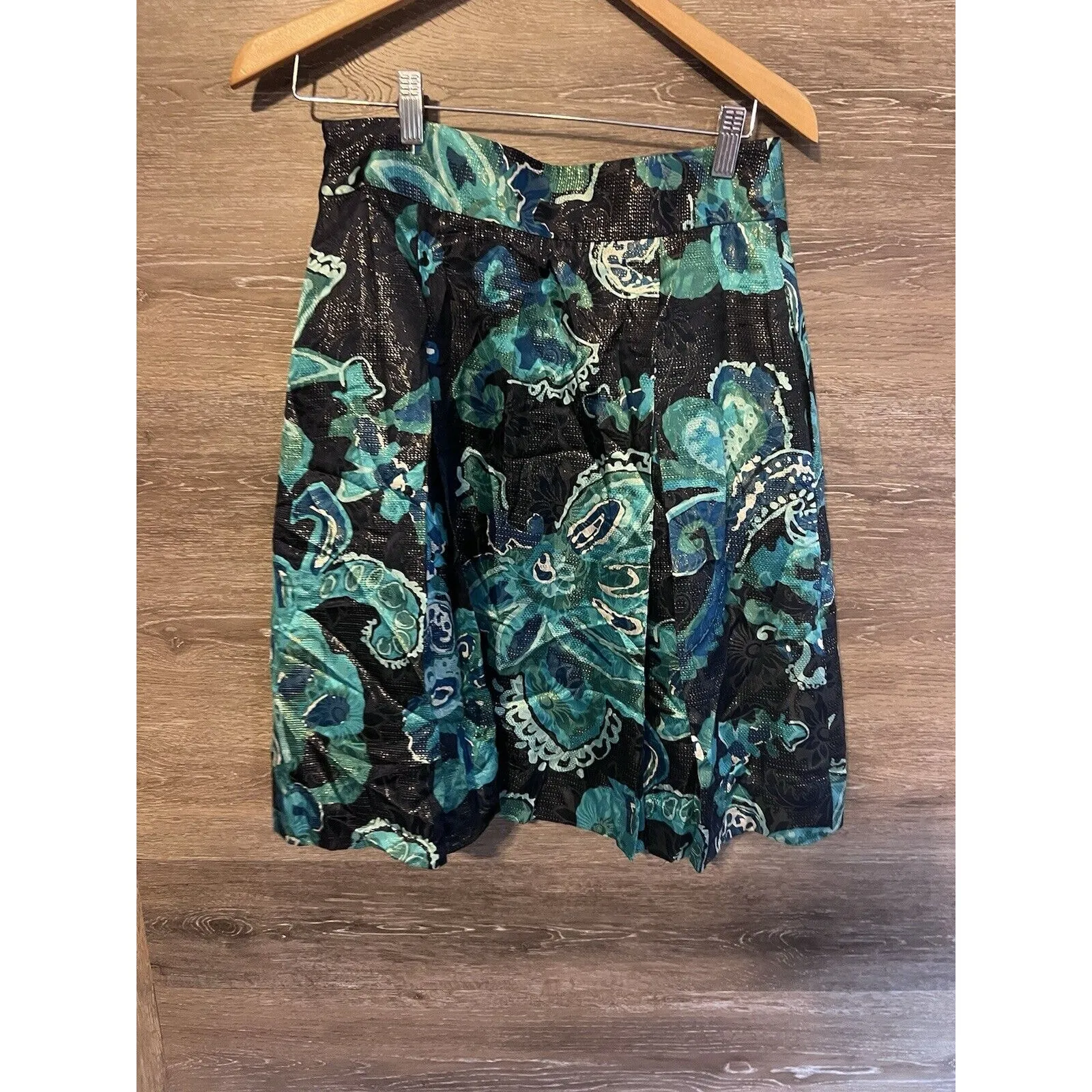 TORY BURCH SKIRT Pleated Floral Metallic Turquoise Black Sz 6 SILK Rayon - Image 6