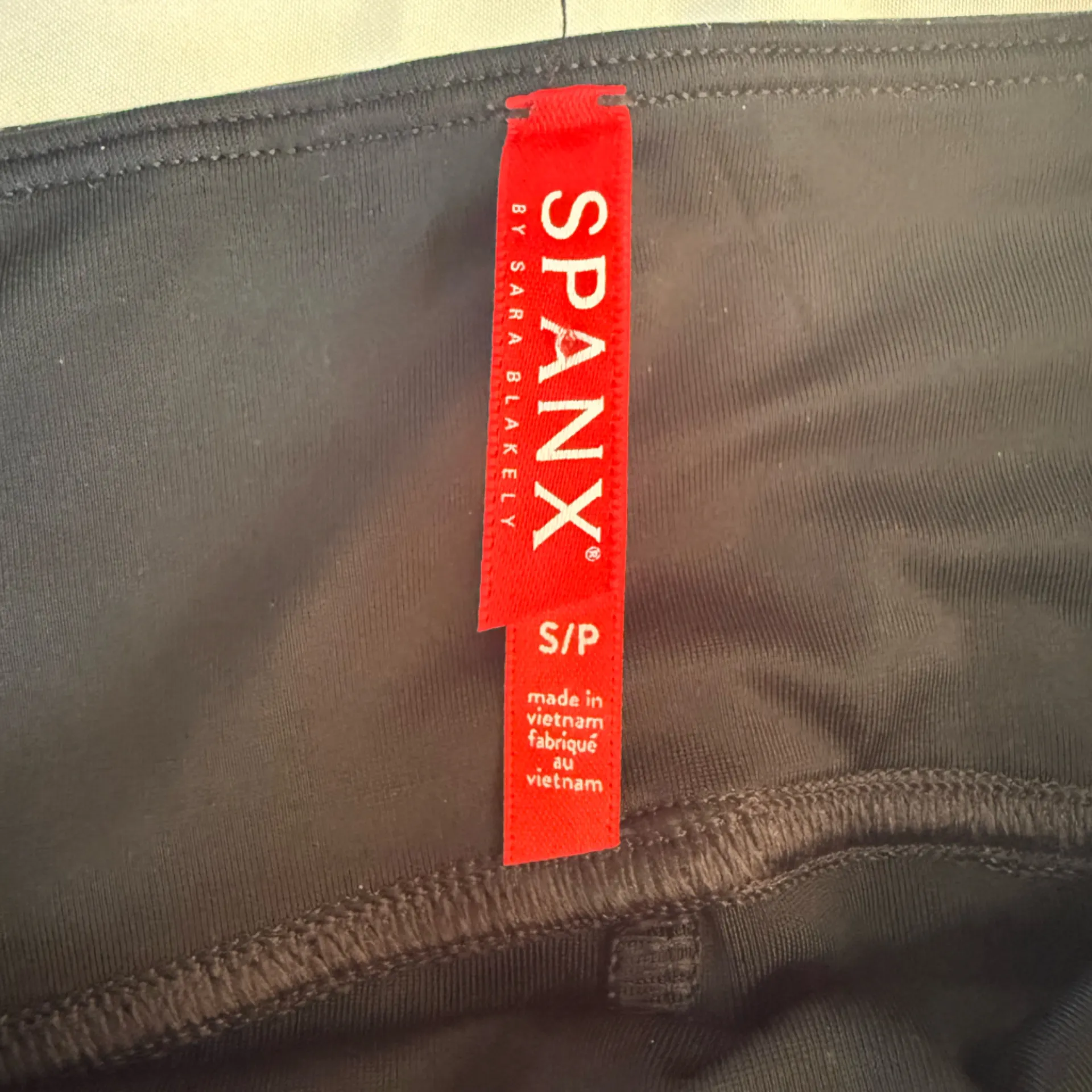 SPANX Faux Leather Stripe leggings Sporty Black White Side Small - Image 5