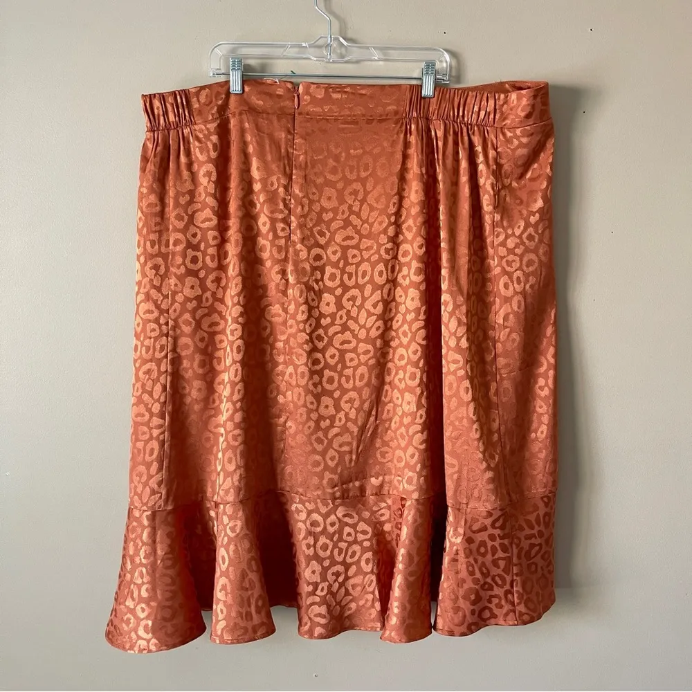 TORRID | Orange Satin Jacquard Animal Print Ruffle Hem Skirt Sz 4X - Image 5