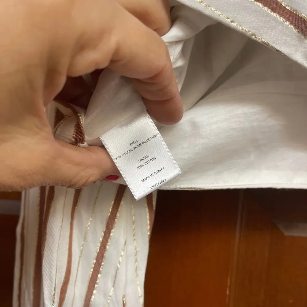 Tularosa shimmer striped wide sleeve crop top medium - Image 6