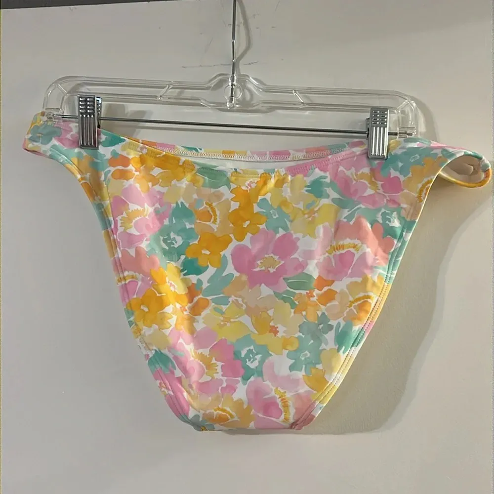 NWT Wild Fable Swim bottom- size L - Image 2