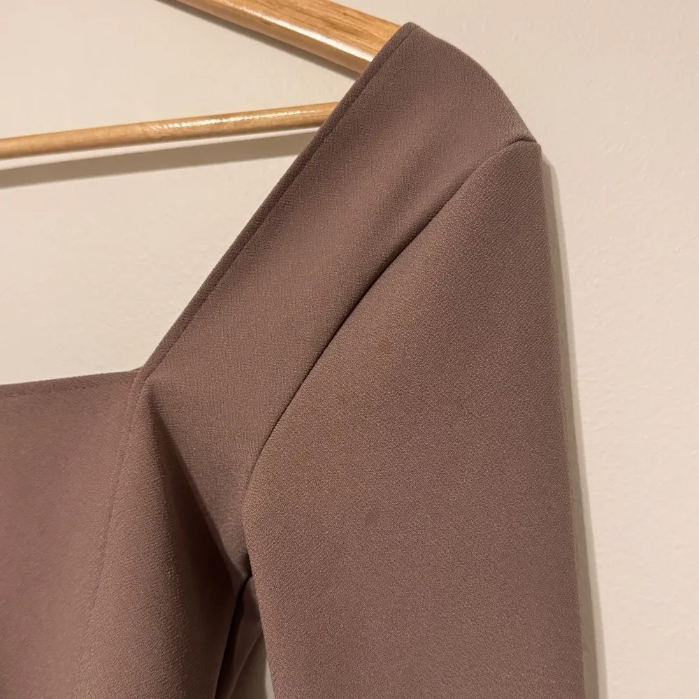 Abercrombie & Fitch Long Sleeved Corset Scoopneck Top Size Small Brown Contour - Image 9