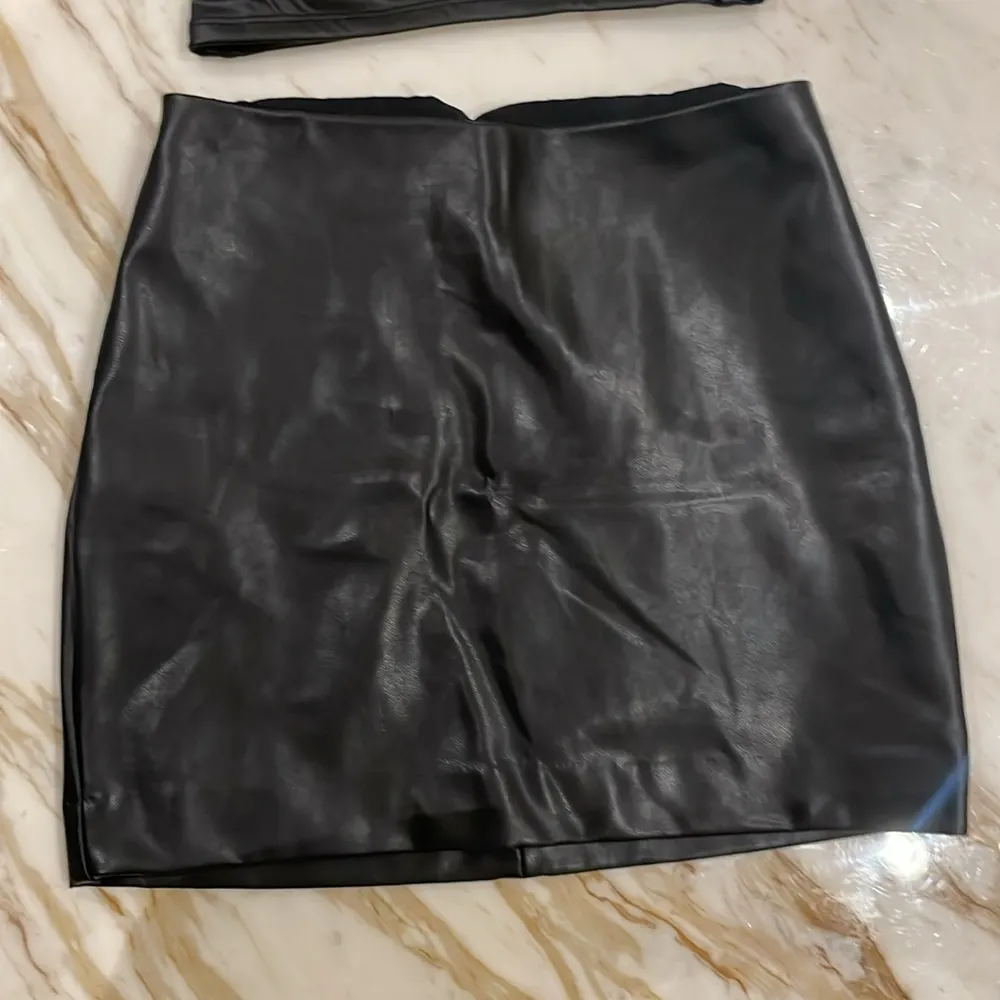 Body Contour Leather Top and Skirt Set - Image 2