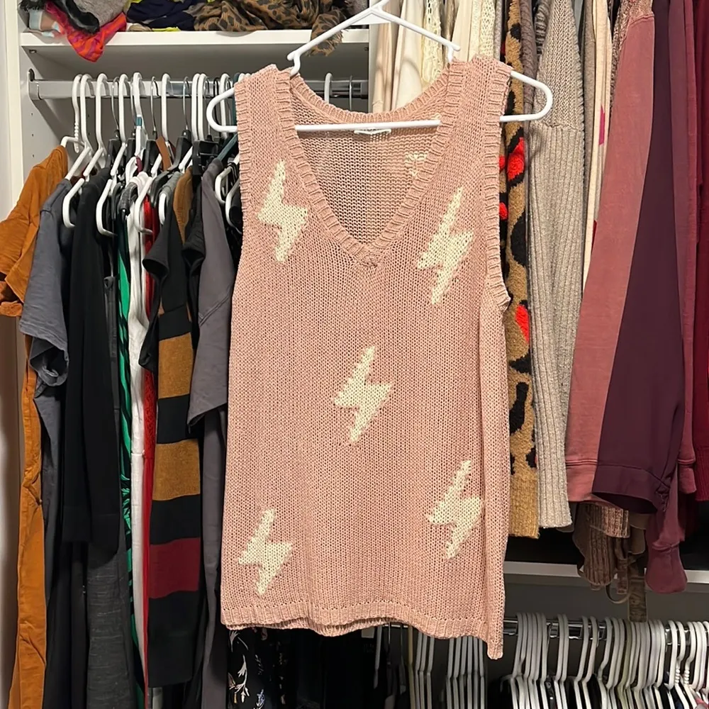 Storia sweater tank NWOT - Image 2