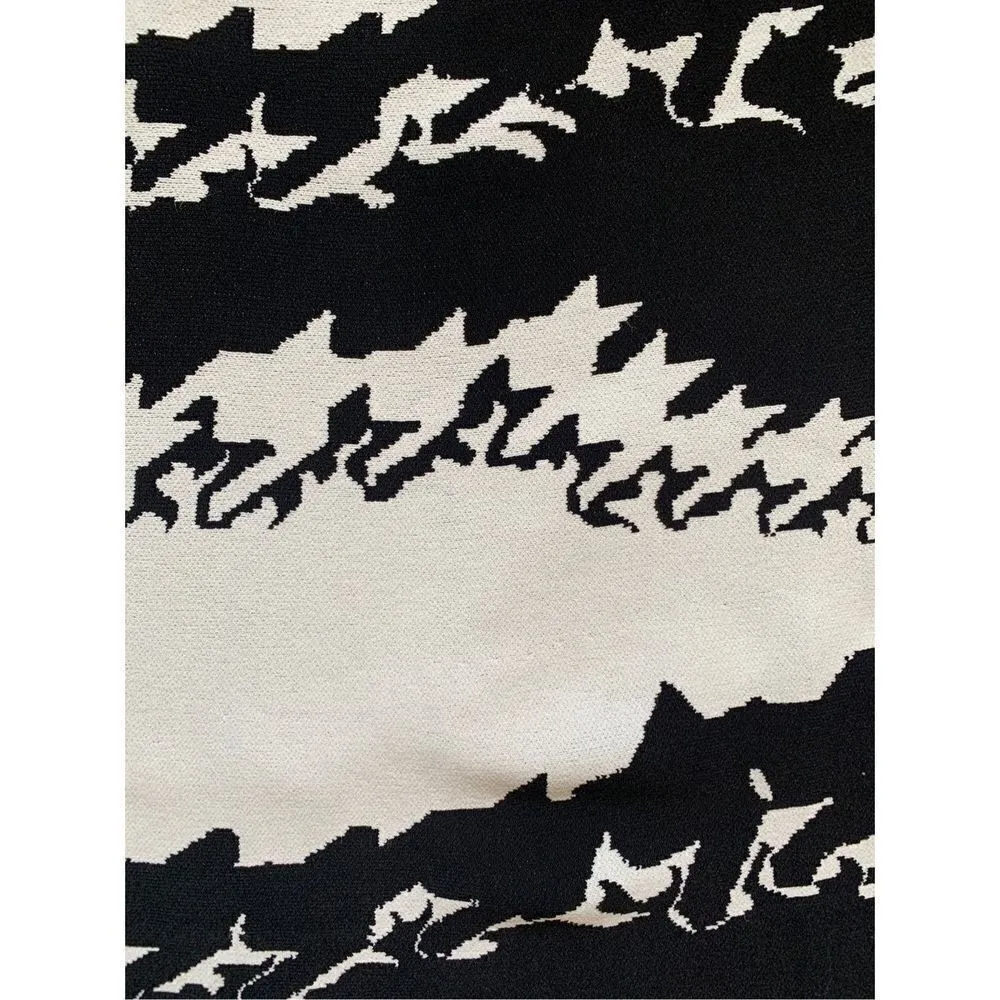 Marc Cain Skirt White Black Abstract Art Graphic Knit A - Image 5