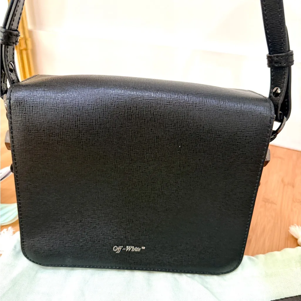 Off-White Diagonal Binder Clip Bag - Image 7