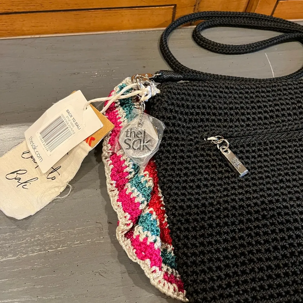 NWT  Back to Bali Black Ruffle Flap Convertible Crossbody Shoulder Bag - Image 8