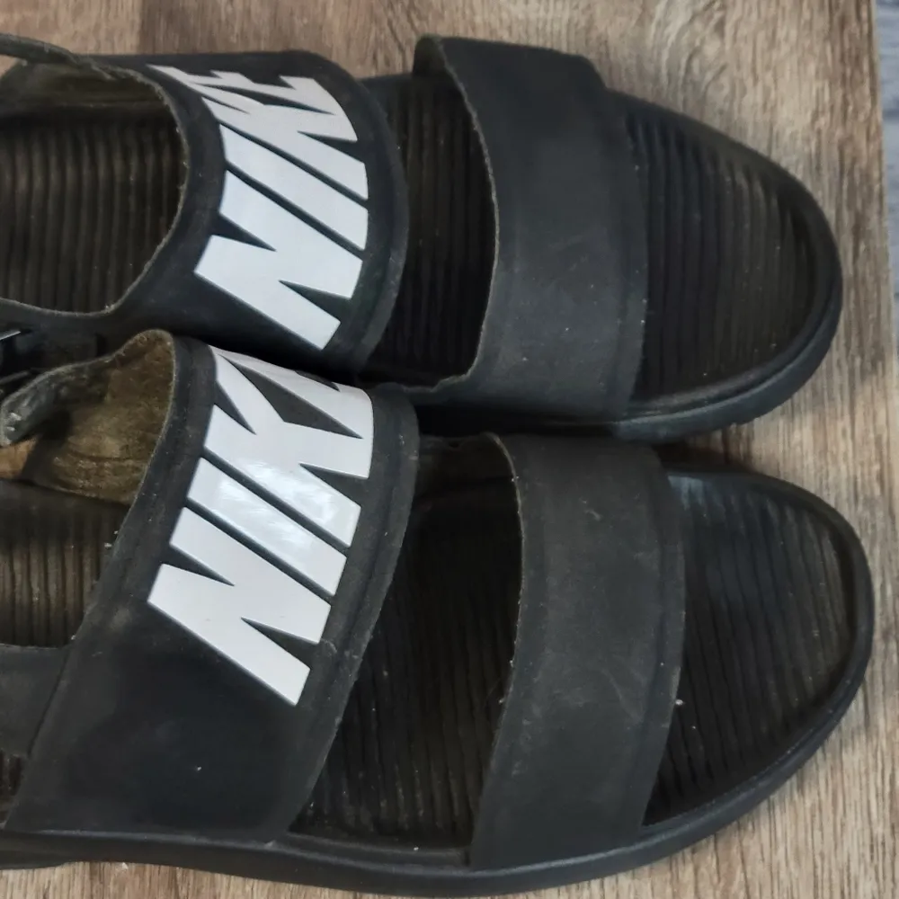 Nike Women Tanjun Sandals Size 11 - Image 15