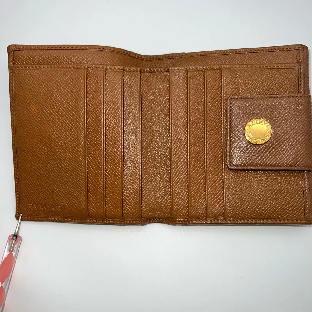 Bulgari Caramel Tan Unisex Textured Leather Bifold Wallet with Large Gold Snap - Image 2