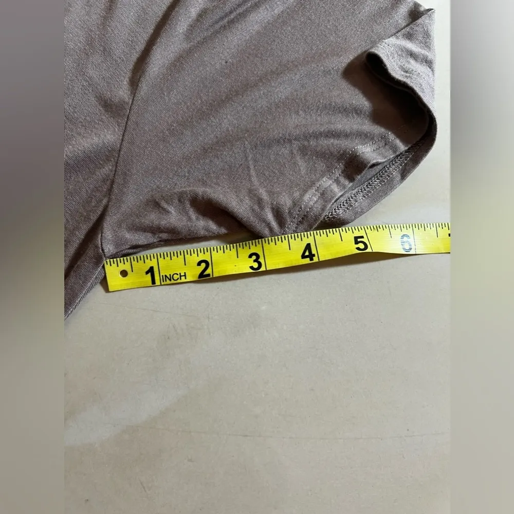 Isaac Liev Batwing SleeveT - Image 12