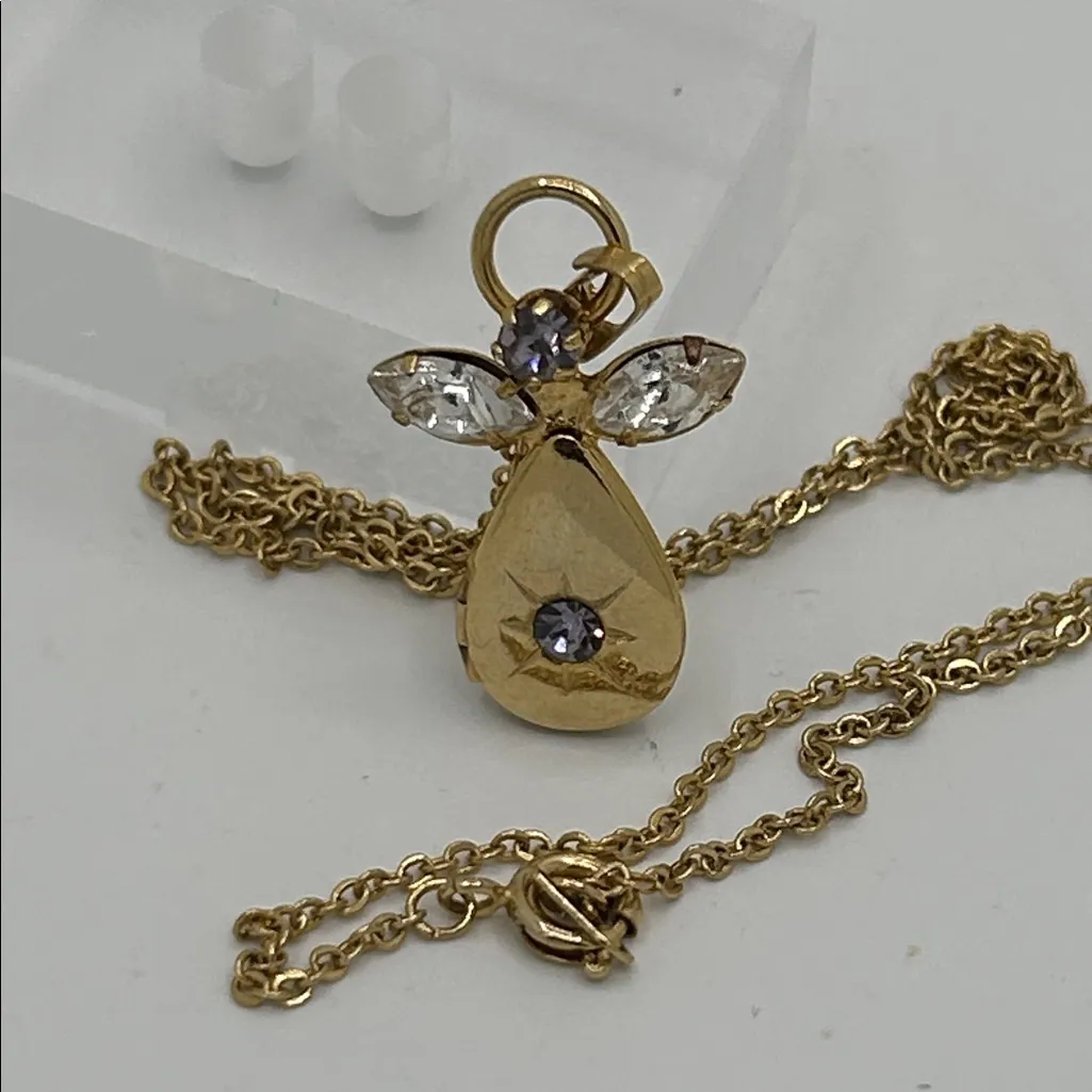 Vintage gold tone angel pendant locket birthstone necklace - Image 5