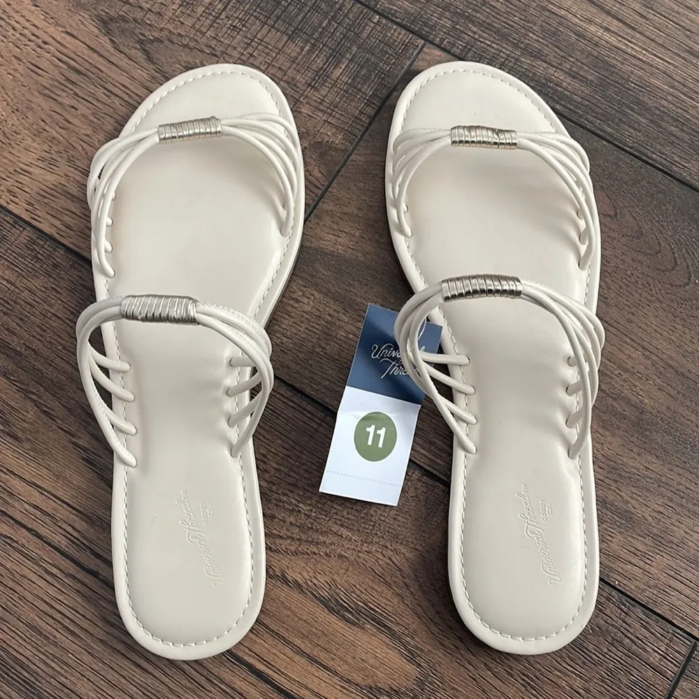 Universal Thread Sandal Cream Two Band slide New shoe size 11 - Image 2