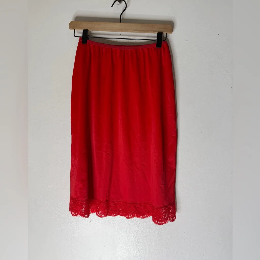 vintage vassarette Red Slip Skirt Knee Length Lace‎ Trim Large - Image 2