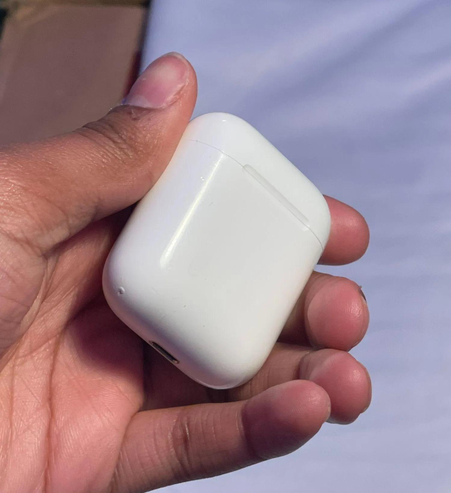 Apple AirPods With Charging Case - Image 5