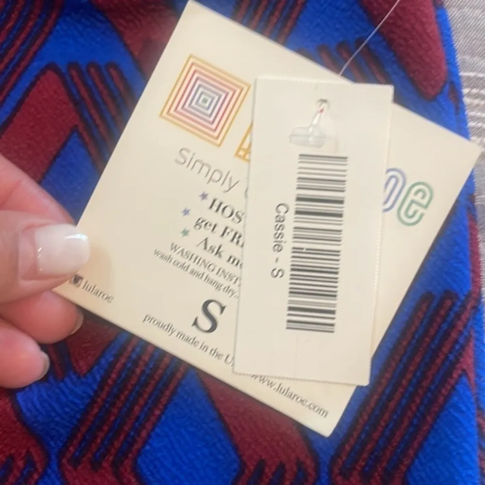 Women's Lularoe Cassie Pencil Skirt Red Blue Patriotic Size Small NWT #1550 - Image 3