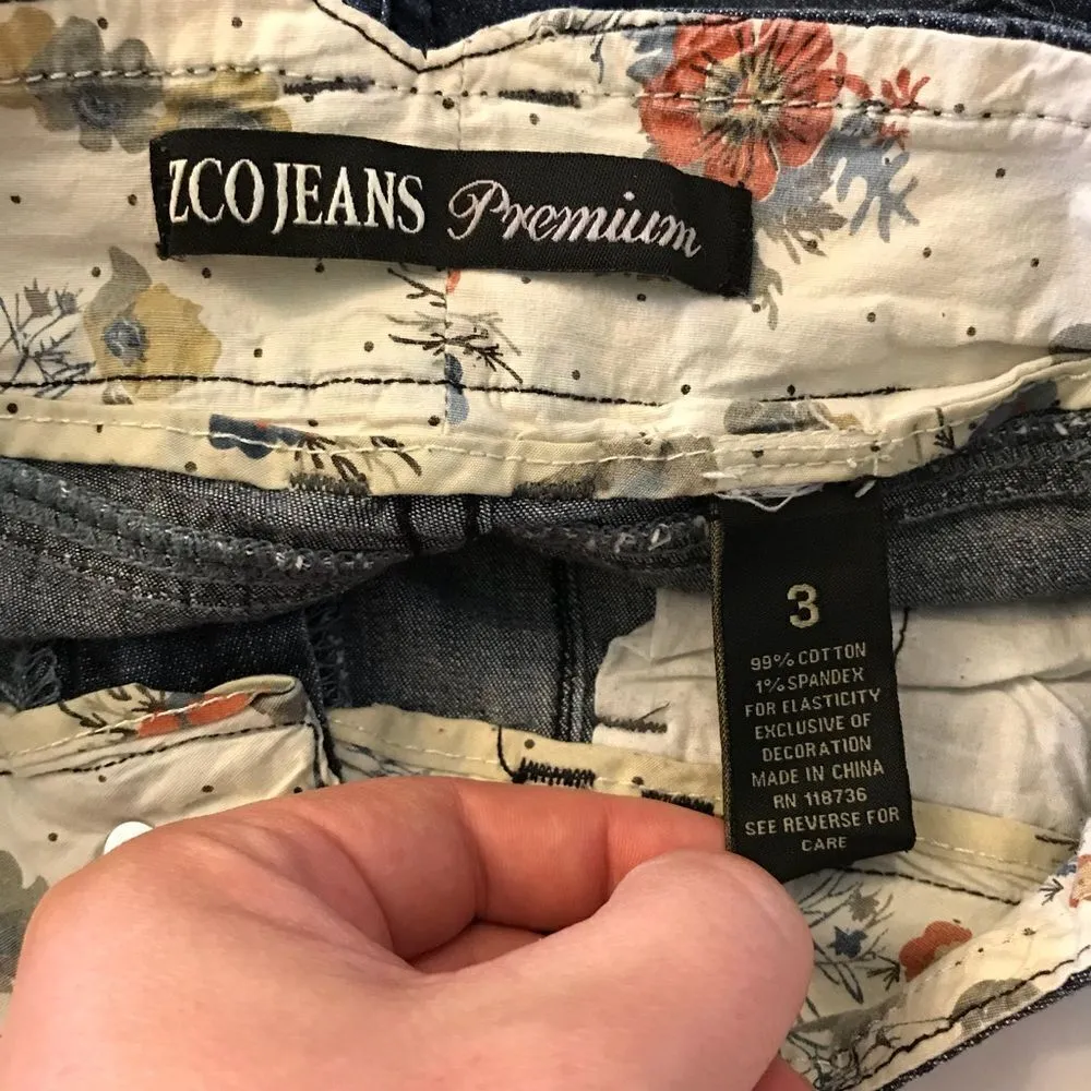 ZCO Jeans Denim Cuffed Shorts Double Button Size 3 Blue - Image 3