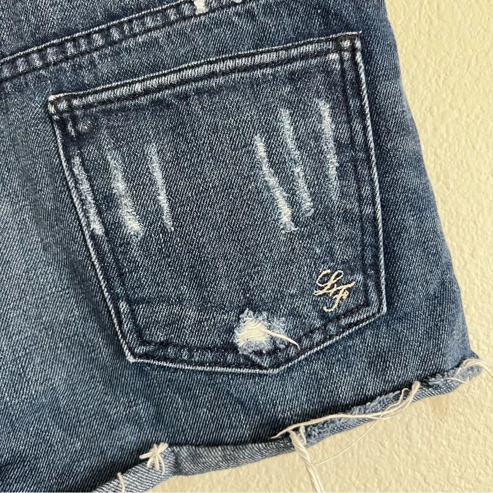 Lovers + Friends Jack High Rise Denim Shorts with Distressing. Size 24 - Image 5