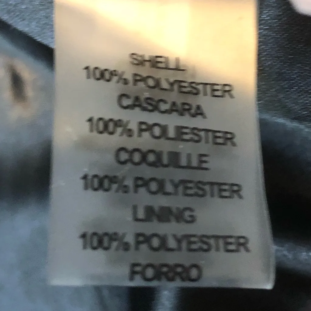 Vince Camuto Super Soft Faux Fur Short Sleeve Shrug with Collar Size Medium - Image 4