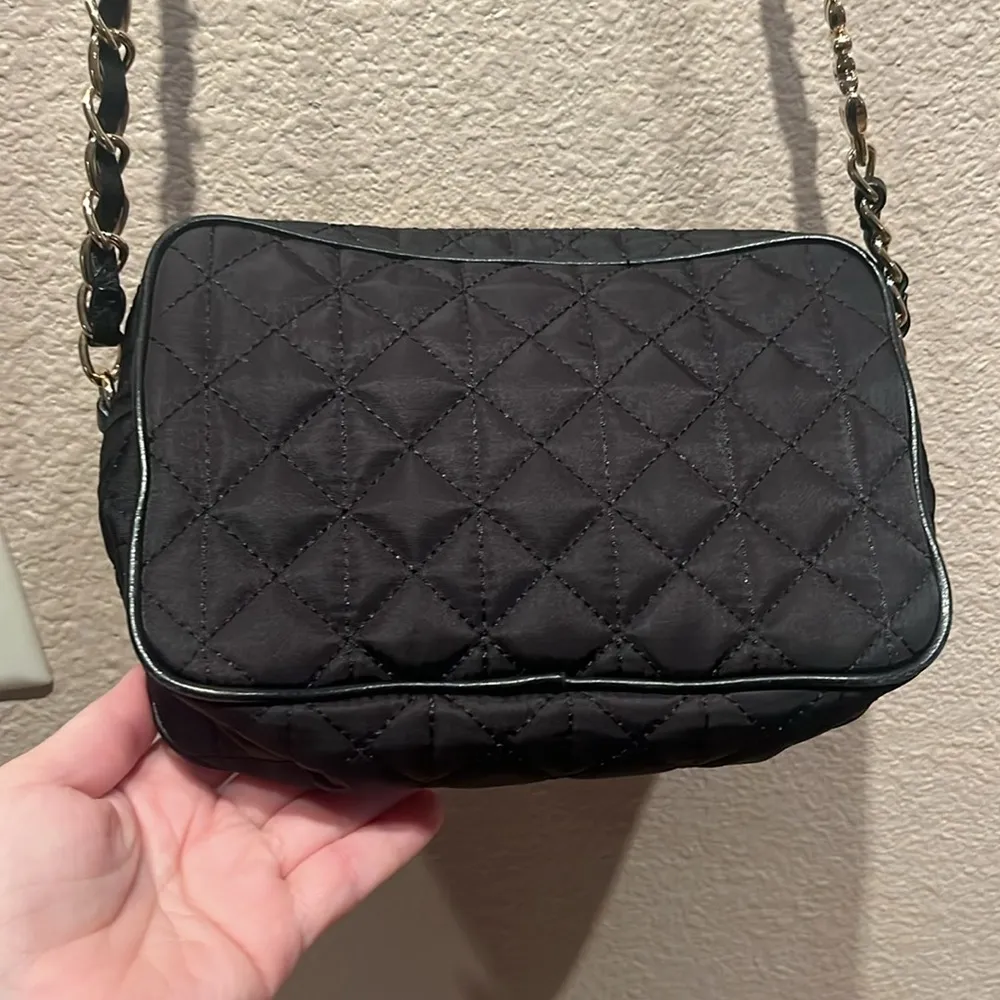 Juicy Couture Black Quilted Cross Body Purse Larchmont - Image 9