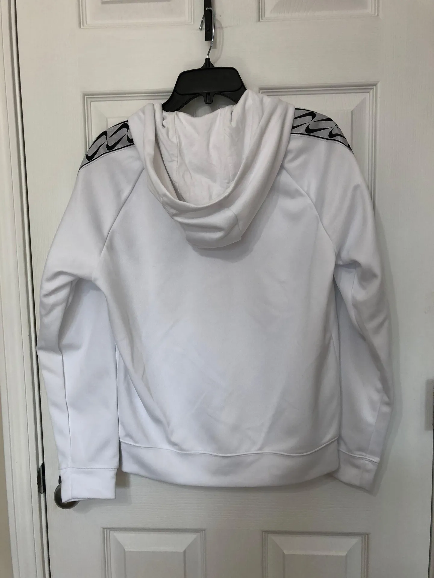 Nike White Zip Up Jacket - Image 2