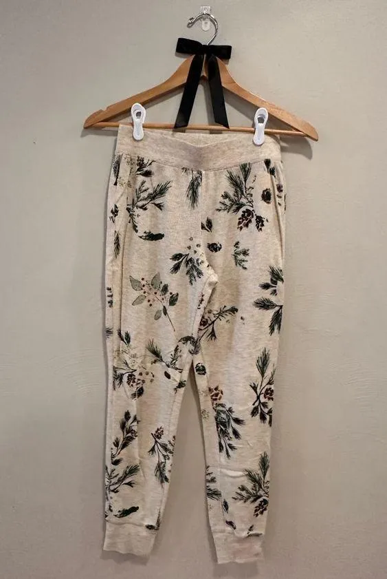 Gillian & O’Malley Sleep Set Green - Image 3