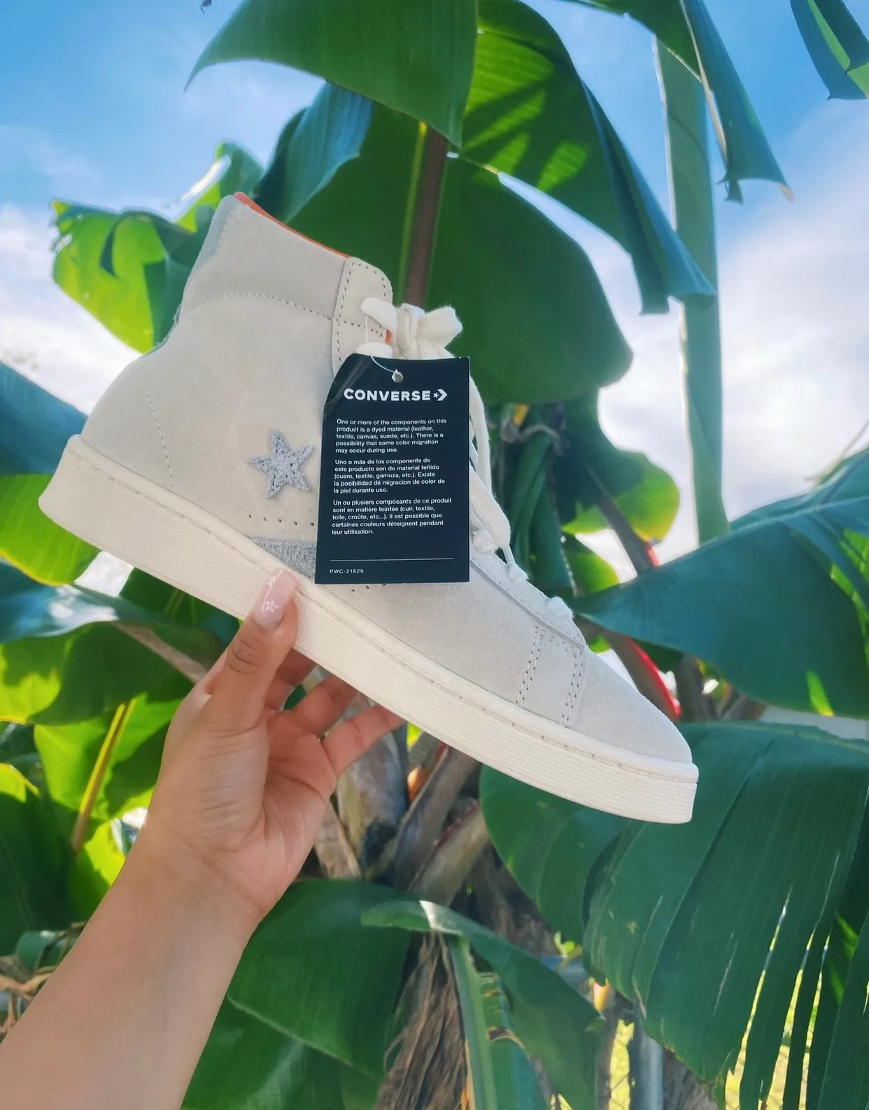 x Bugs Bunny Pro Leather Chuck 70 - Image 3