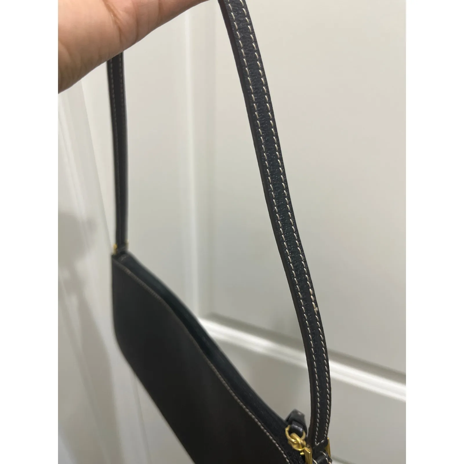 Kate Spade Vintage Black Leather Minimal Shoulder Bag - Image 8