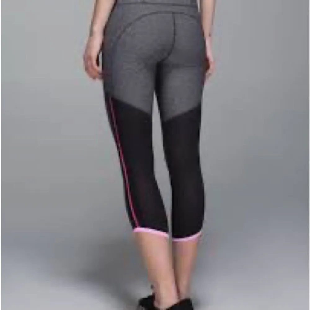 Lululemon Pace Pusher Crop Heathered Black / Black / Raspberry Glo Light - Image 4