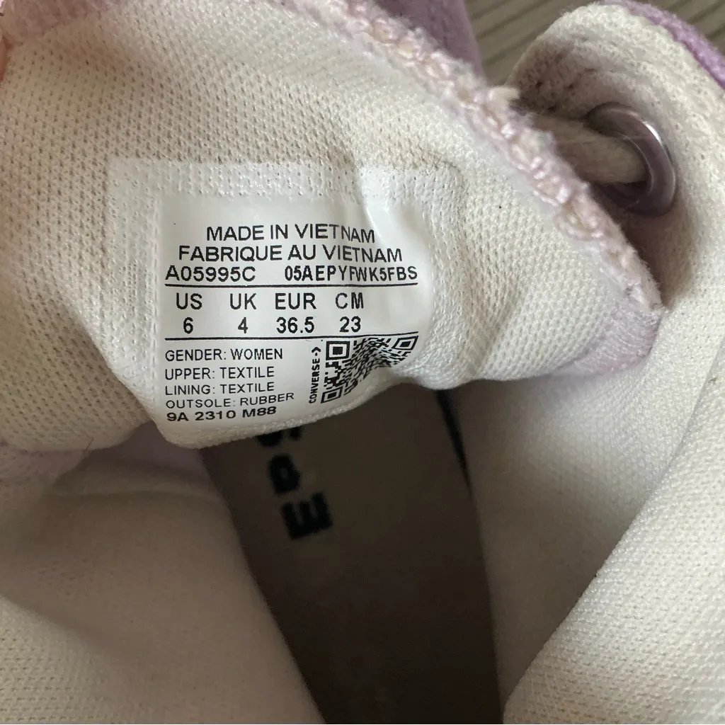 Converse CTAS butterfly wings women’s Sz 6 purple white canvas sneakers HI TOP - Image 10