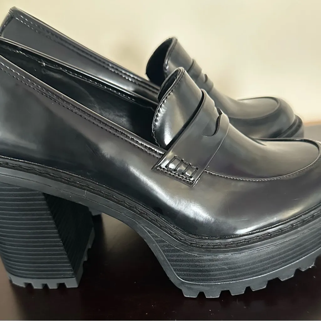 Steve Madden  Kimberley Patent Leather Platform High Heel Loafer - Image 7