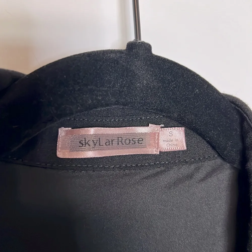 Naida Pocketed Romper - Image 6