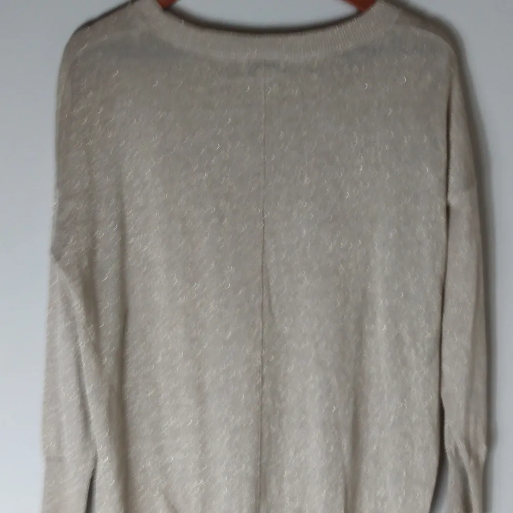 Joseph A. M Thin Gold Sparkle Sweater Top in Wheat Gray Size M - Image 2