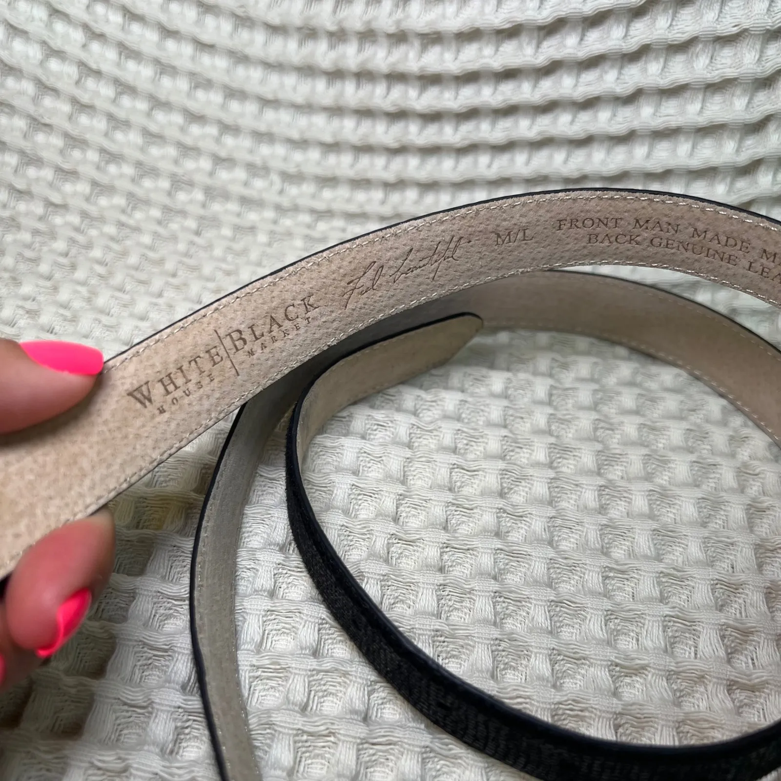 White House‎ Black Market Belt Medium/Large Black Silver Chain Accent - Image 2