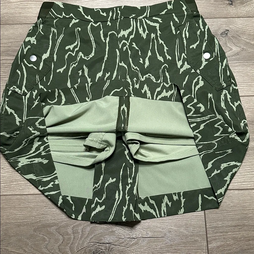 Athleta Vienna Cargo High Rise Skirt Skort Voyage Eucalyptus Olive Green Size 8 - Image 6