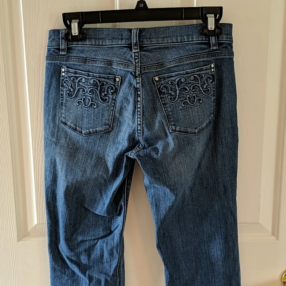 WHBM Sleek Boot Cut Jeans Sz 4 - Image 5