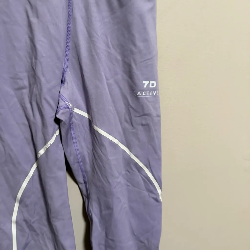 7 Days Active x Bandier Collab Lavender Legging - Image 3