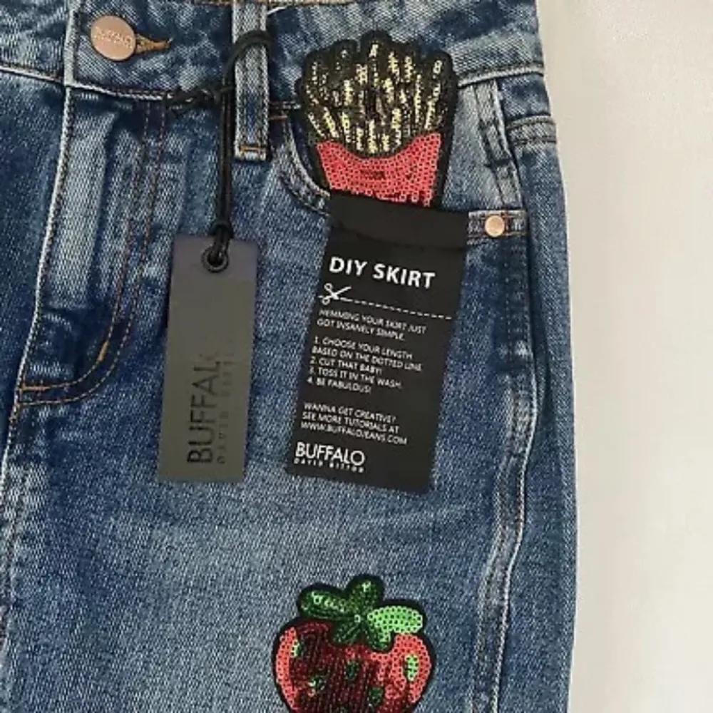 Buffalo David Bitton Skirt Women’s 24 Denim Sequined  Hi Rise Choose Len… - Image 5