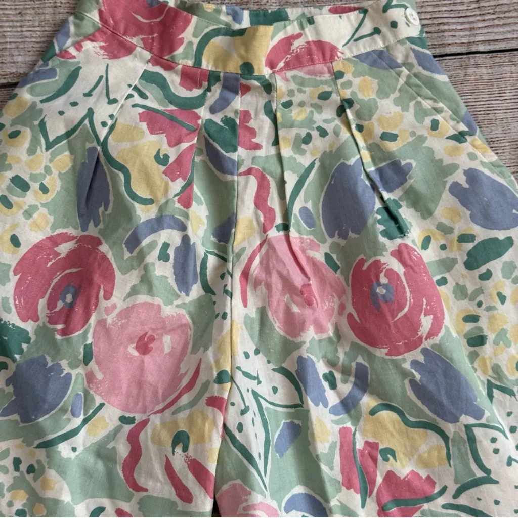 Vintage Laura Ashley Size 6 Floral 100% Cotton Shorts - Image 7
