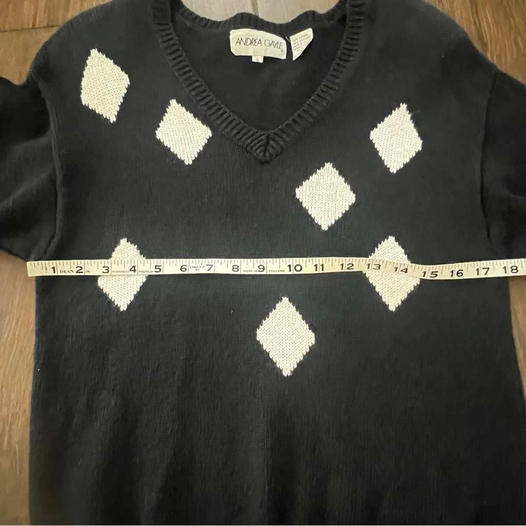Vintage 80s Andrea Gayle Half Sleeve Black and White Graphic Sweater sz S - Image 3
