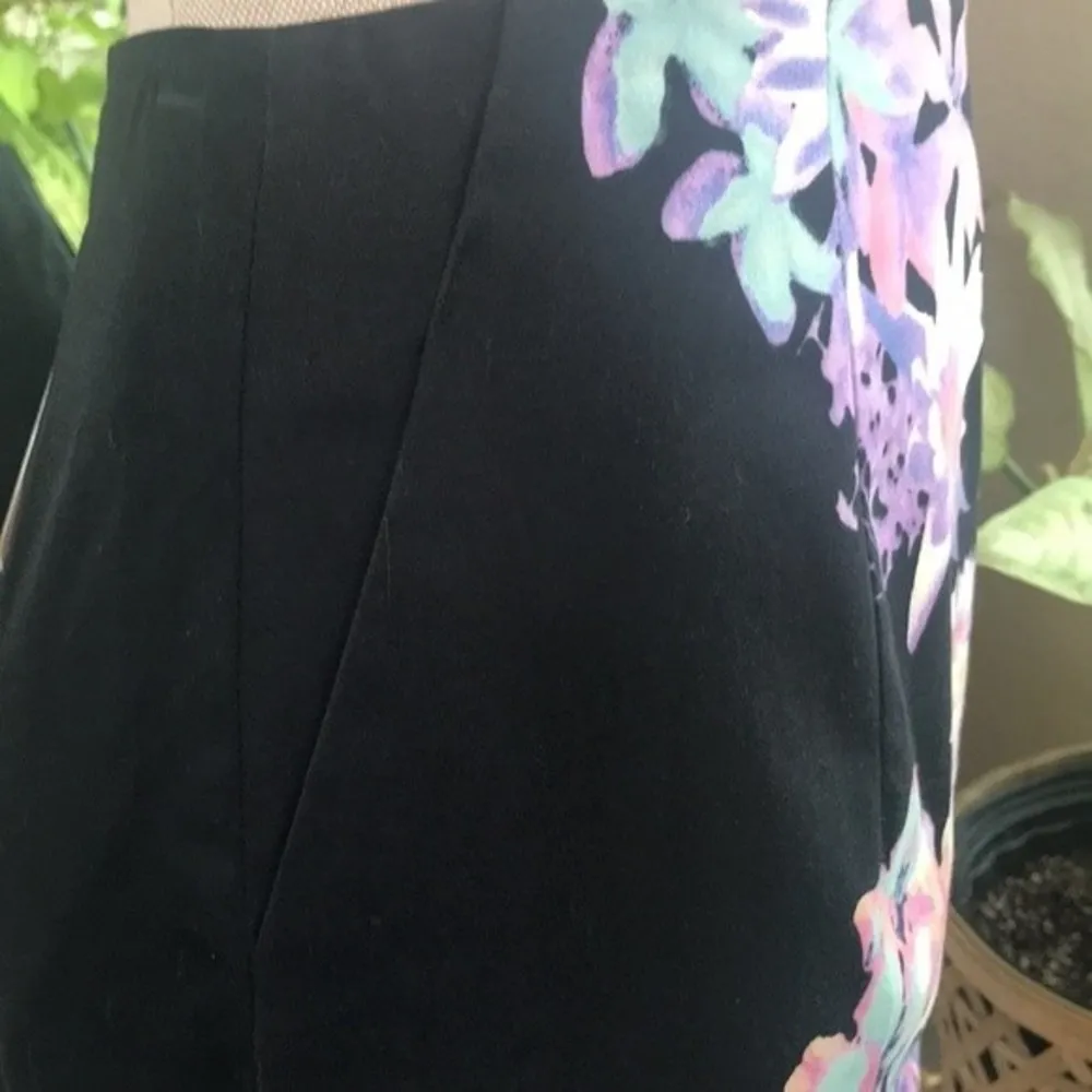 Mossimo Floral Pencil Skirt Size 2 - Image 4