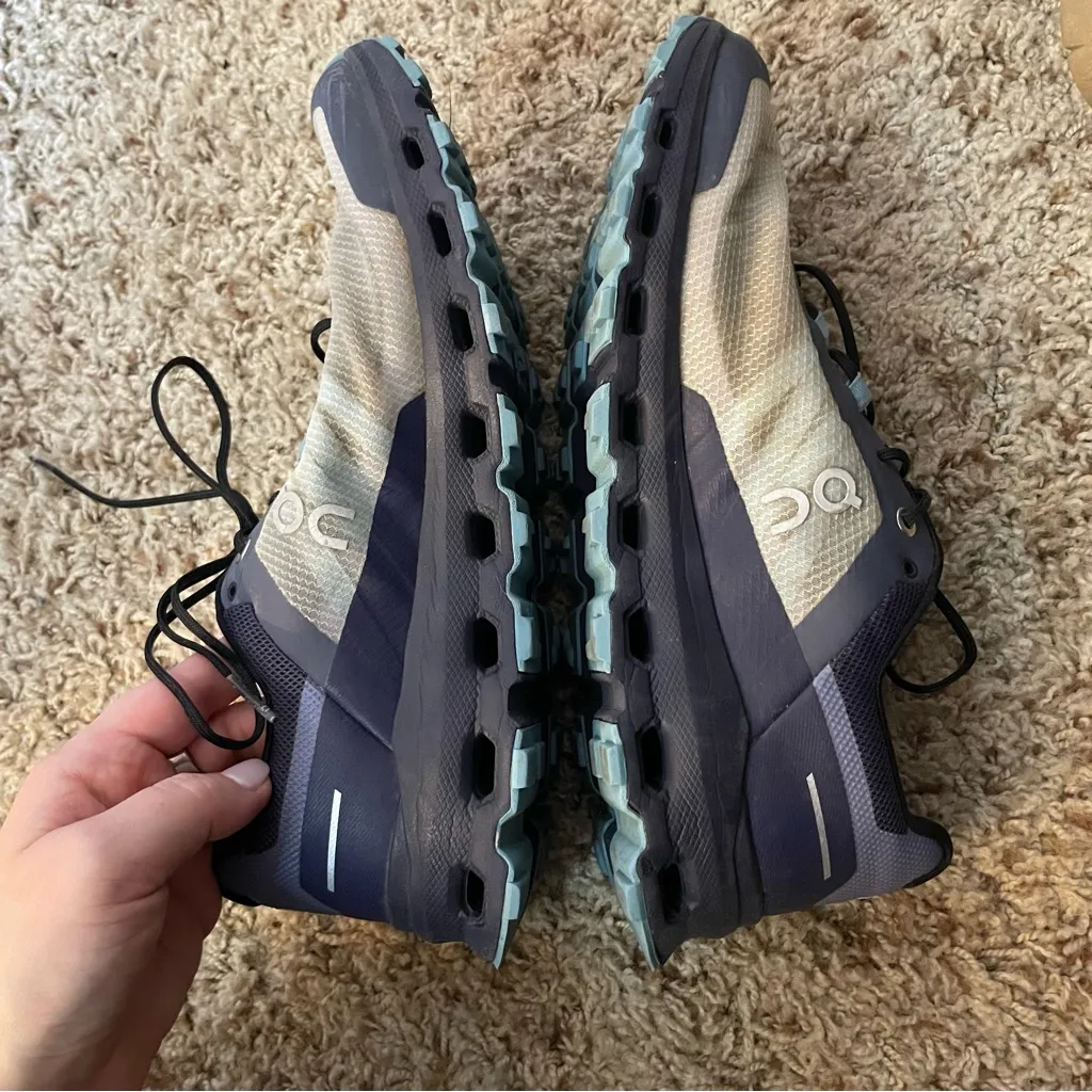 On Cloudvista Sneakers size 10 Women’s - Image 10