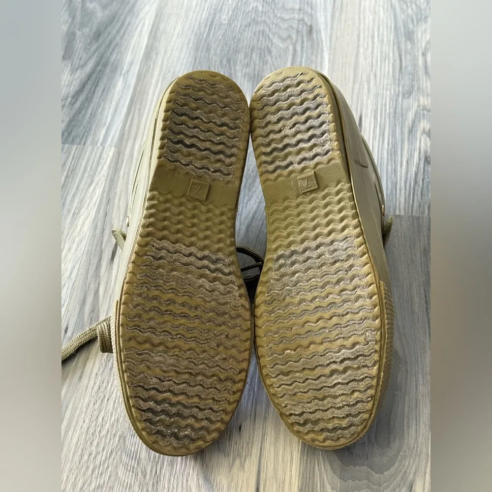 Women’s London Fog Buckie Low Rain Boots - Olive Size 7 - Image 4