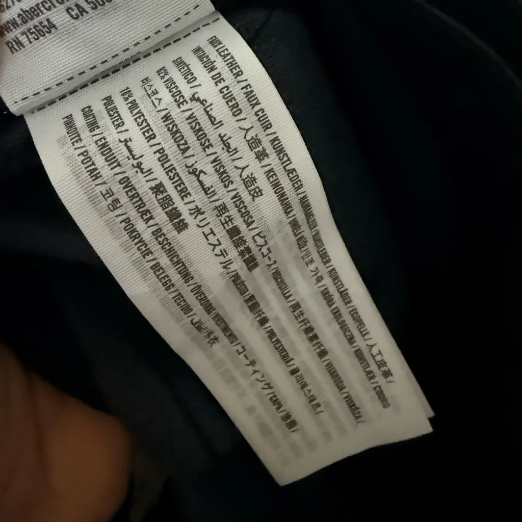 Abercrombie & Fitch Curve Love Patent Leather 90s Straight Ultra High Rise Sz26 - Image 6