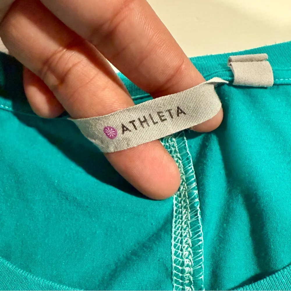 ATHLETA WOMENS TWIST FRONT SHORT SLEEVE TUNIC TEE SIZE M - Image 3